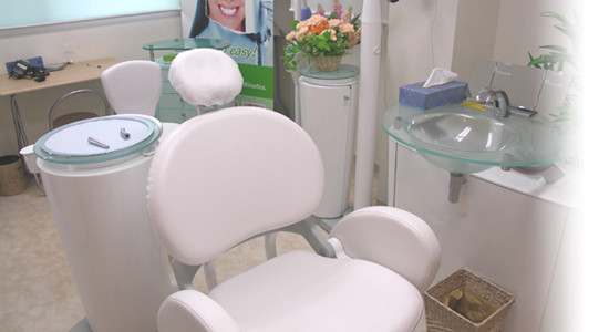 �ۥ磻�ȥ˥󥰥롼��